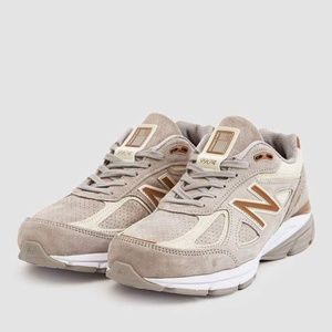NWT Suede Beige New Balance 990s